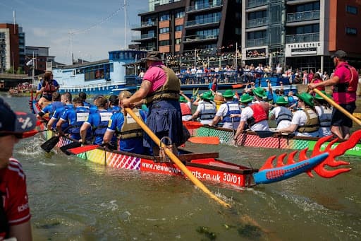 Lincoln Dragon Boat Festival Raises £21,500 for Air Ambulance